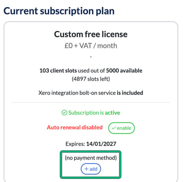 Current subscription plan card showing the plan, client slots used, subscription status, auto renewal and expiry date, with the payment method and its add button highlighted